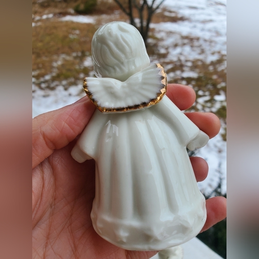 White Angel Figurines Salt And Pepper Set - Picture 4 of 8
